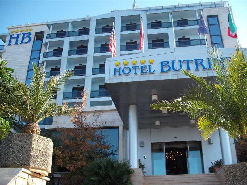 Butrinti 4*