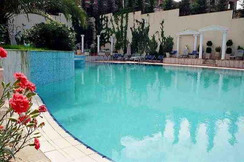 Hotel Butrinti Saranda